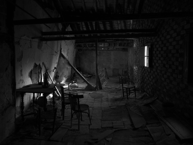 abandoned_house.jpg